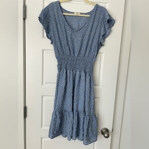 Dylan Blue Floral Midi Dress Size S